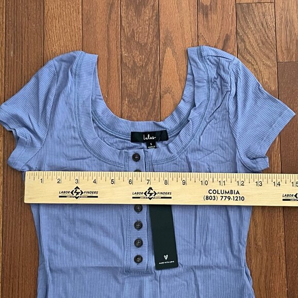 Lulus Fitted Light Blue Top Shirt Size Small New P1 - Picture 3 of 8